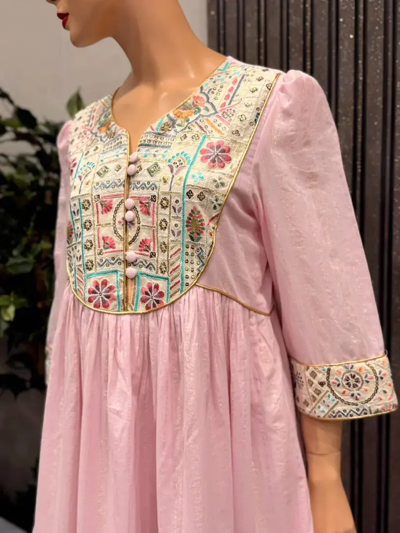 فستان سادة مخطط